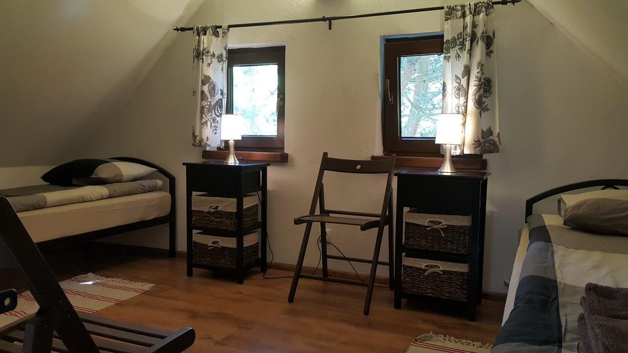 Osada Pod Czerwonym Debem - Czarny Mlyn Villa Jastrzębia Góra Eksteriør bilde